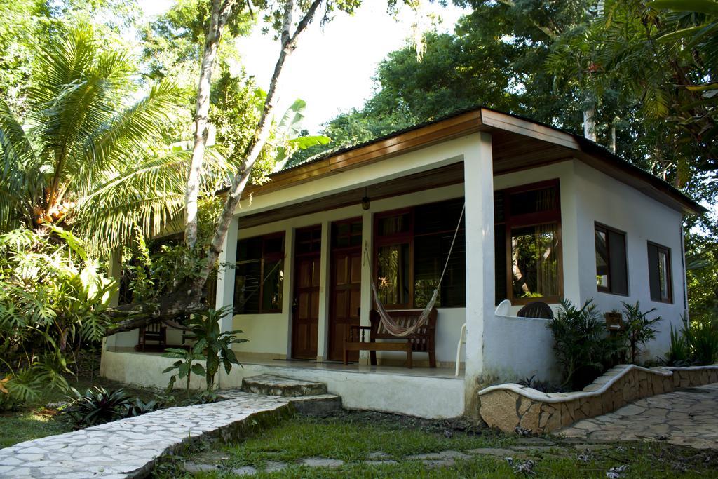 Hotel Jaguar Inn Tikal Zimmer foto