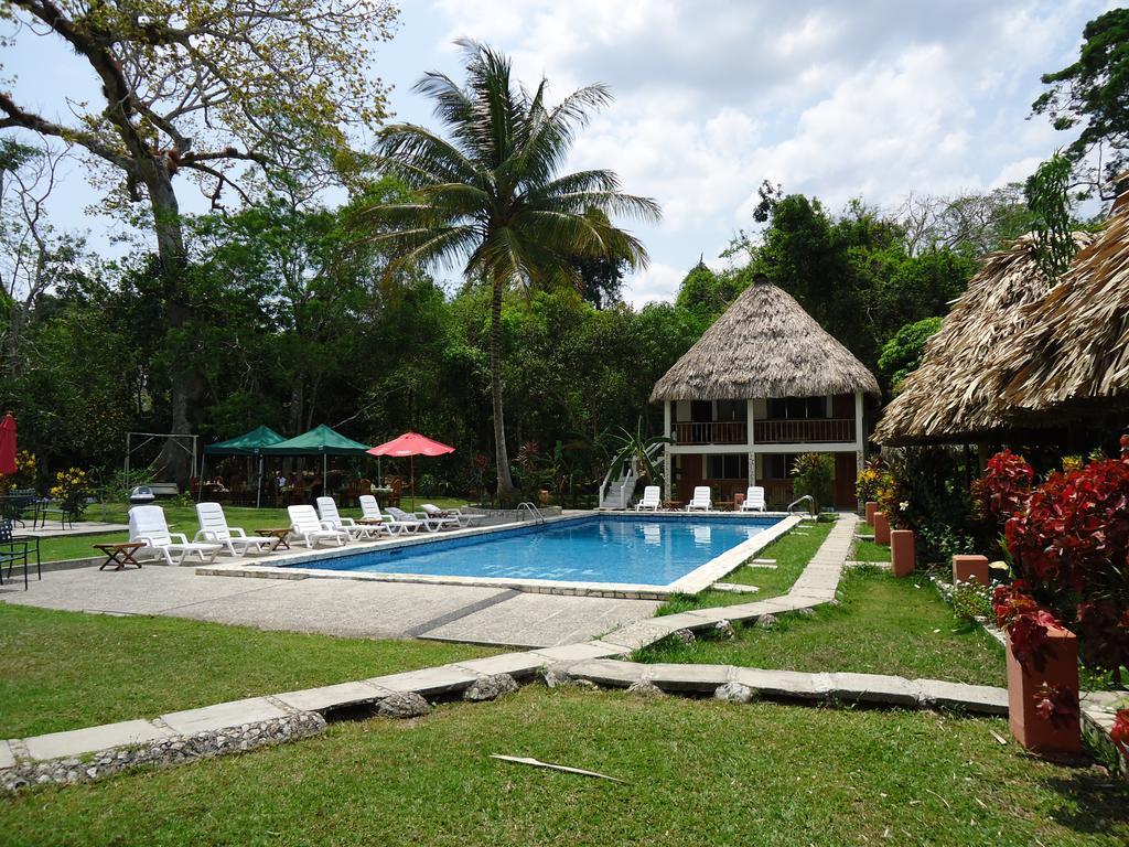 Hotel Jaguar Inn Tikal Exterior foto