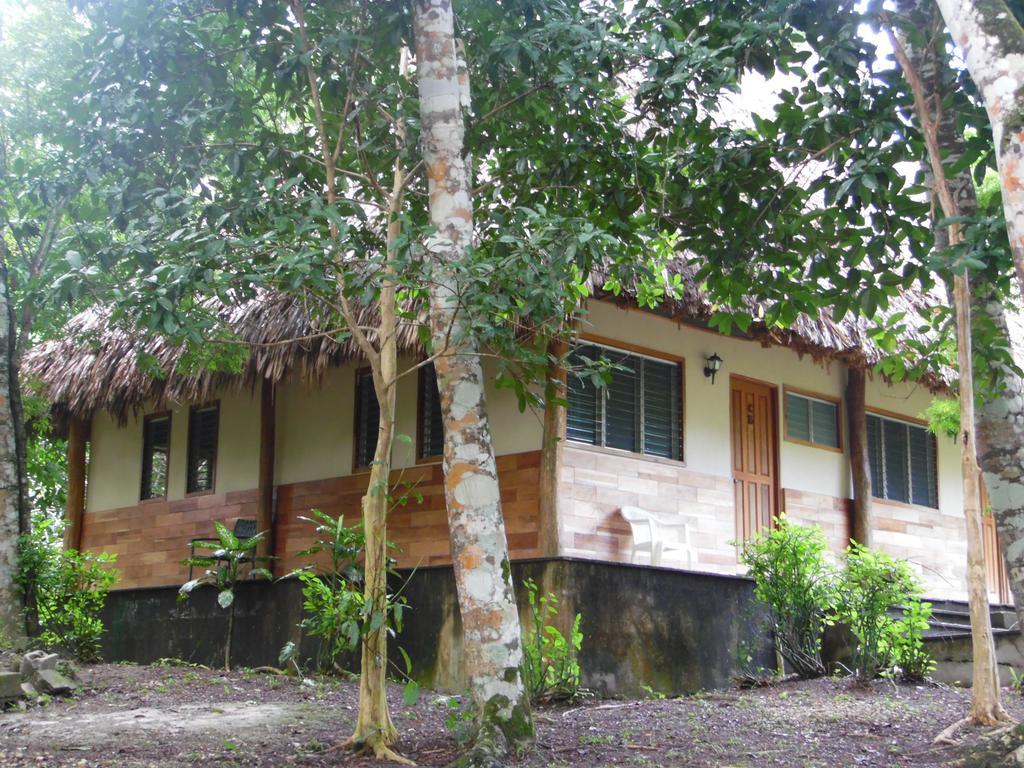 Hotel Jaguar Inn Tikal Zimmer foto