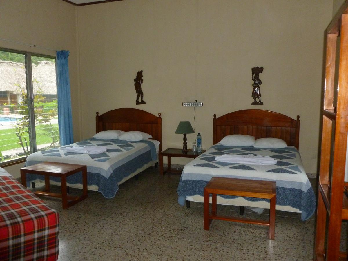 Hotel Jaguar Inn Tikal Zimmer foto